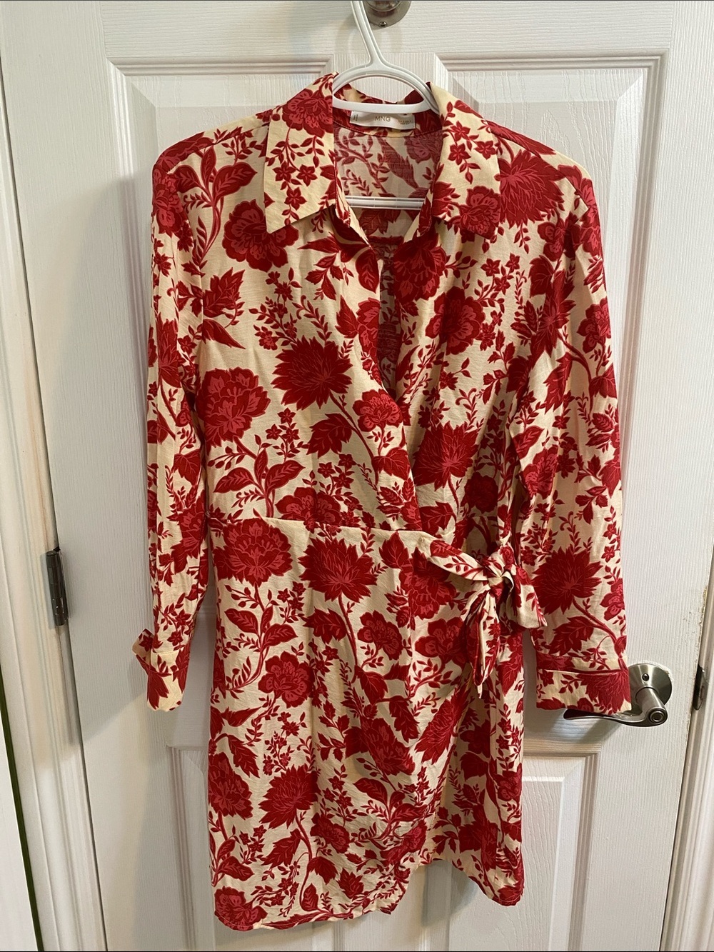 Mango Floral Wrap Cuánto Red Cream Dress Side Tie Women’s Size 4 Summer Office - Picture 2 of 10